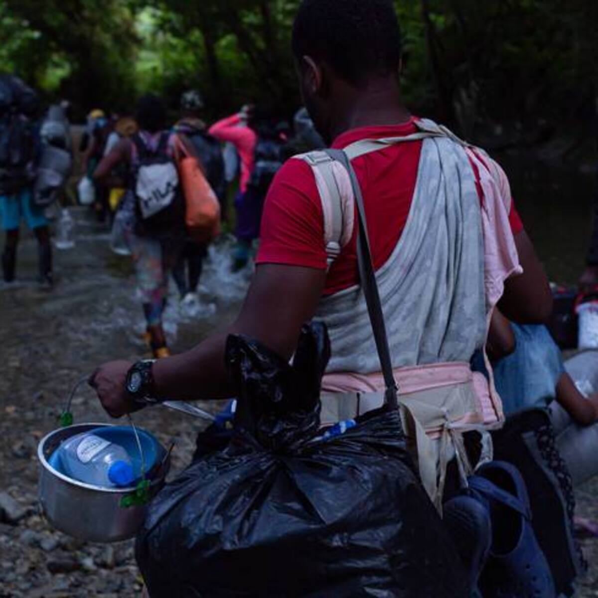 Federico Ríos: el fotógrafo que captó la crisis migratoria en el Tapón del Darién