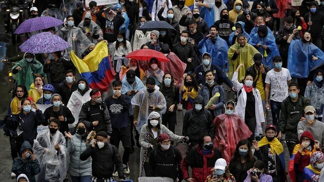 Desabastecimiento de oxígeno e insumos médicos por bloqueos en vías principales. Foto: Colprensa