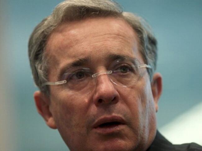 Jaime Lombana, Iván Cepeda, Paloma Valencia, Alfonso Gómez: a favor y en contra de Uribe