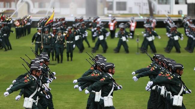 El Ejército Nacional respondió luego que la Contraloría encontrará un presunto detrimento patrimonial por más de $3.740 millones en múltiples contratos del Ejército Nacional. Foto: Colprensa