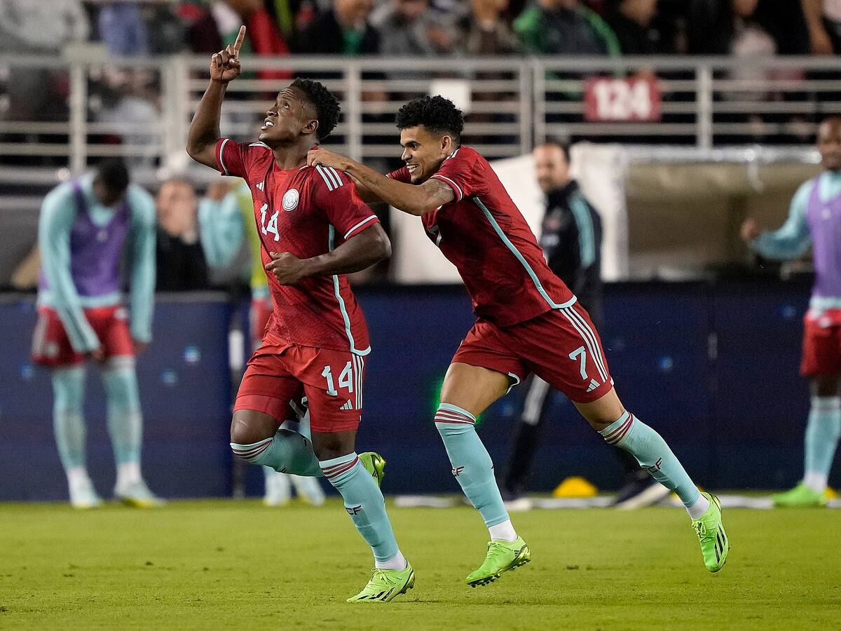 Video: Así fue la narración de los mexicanos a la remontada de la Selección Colombia