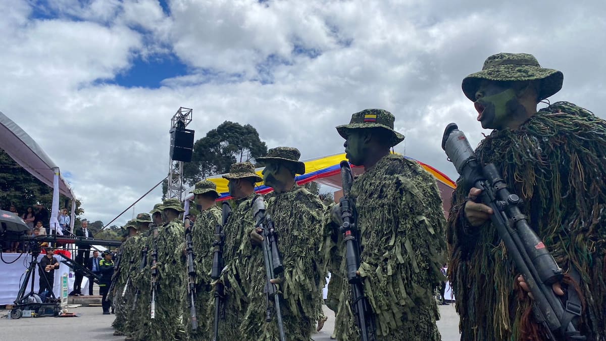 Reviva en imágenes el desfile militar del 20 de julio por el Día de la Independencia