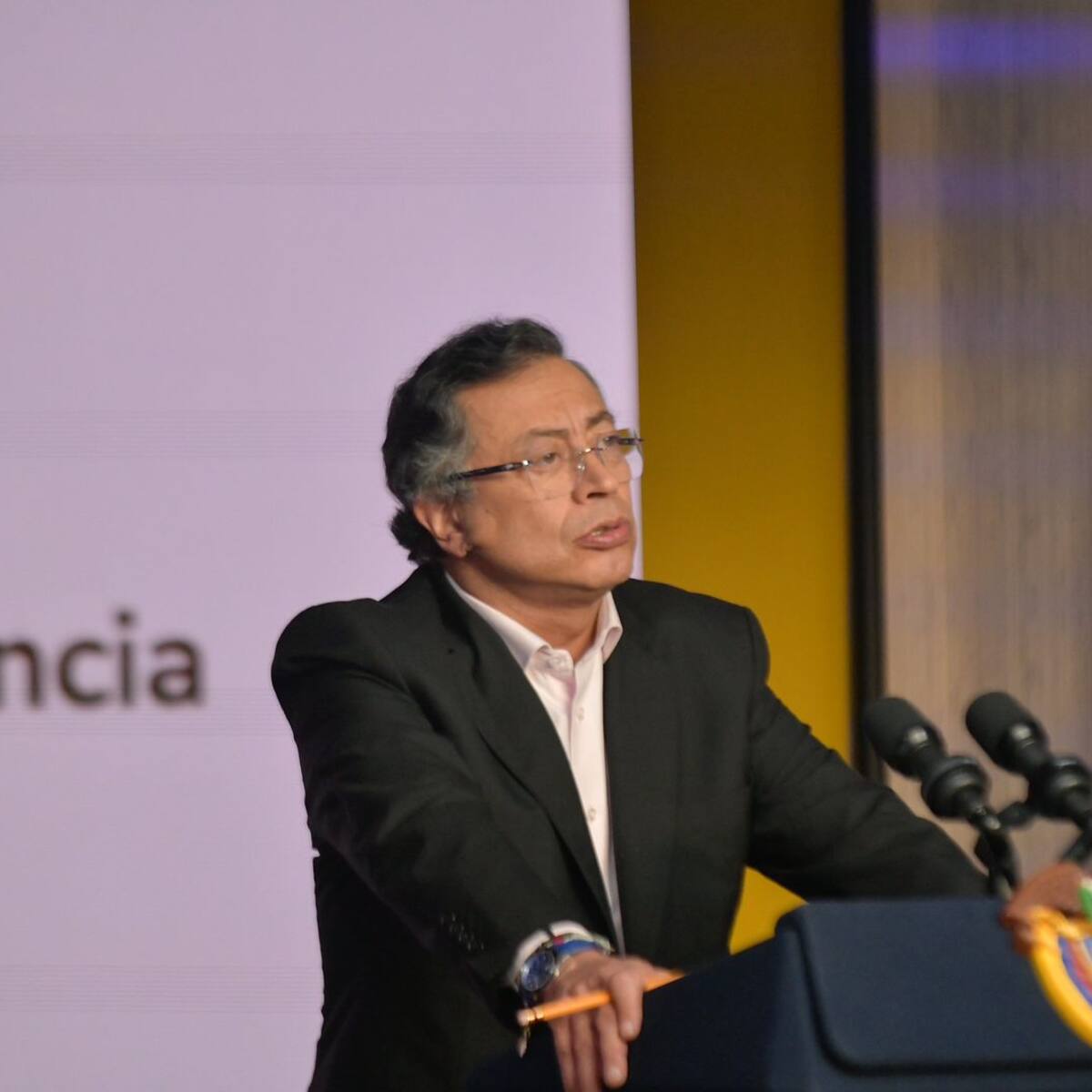 Petro aclaró que no cambiará administración de puertos sino vigilancia que “está en manos de mafias”
