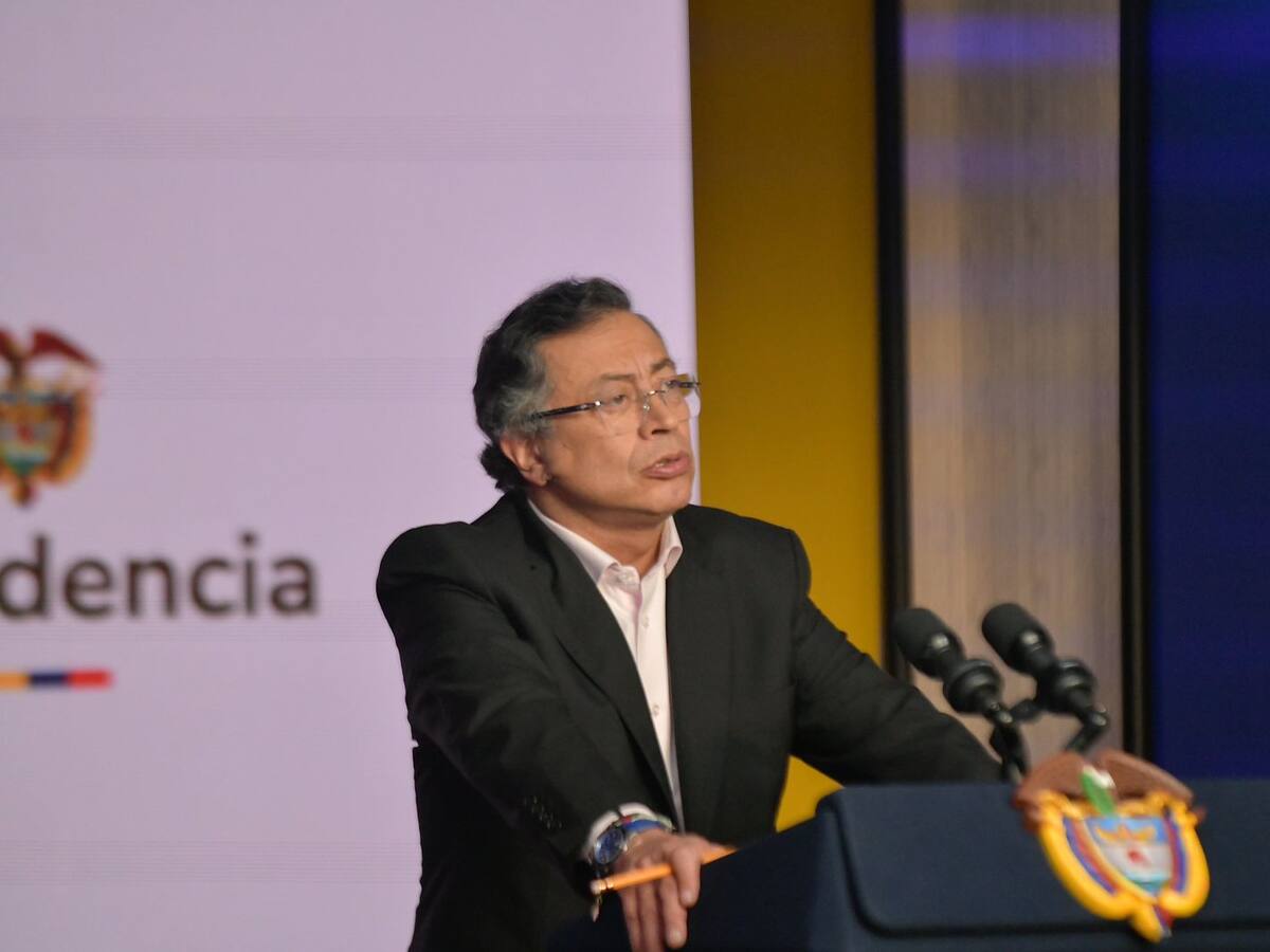 Frente 33 ha decidido concentrarse y avanzar hacia un proceso: presidente Petro sobre zonas de paz