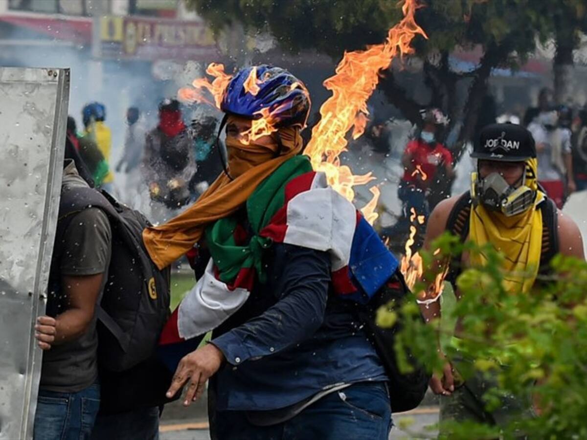 Contratación de jóvenes de 'Primera Línea' desata polémica en Cali