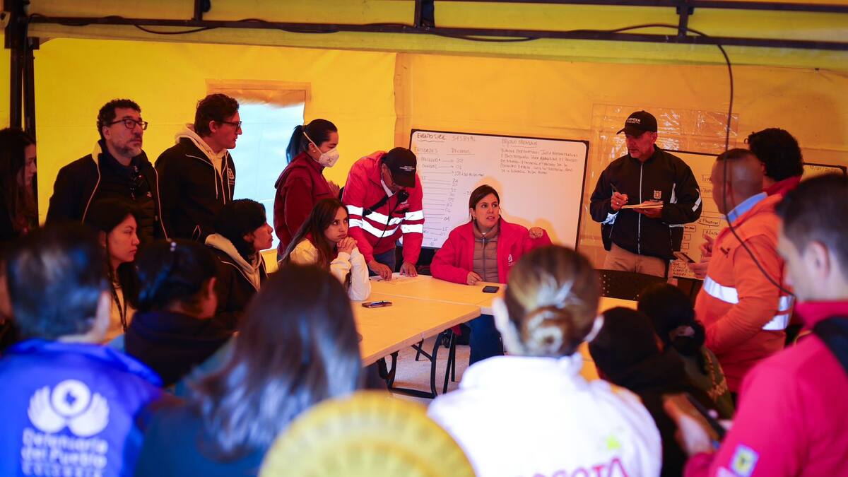 Tensión entre indígenas Emberá y funcionarios de Bogotá en medio del retorno a sus territorios.