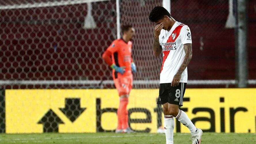 Críticas a Jorge Carrascal por su expulsión ante Palmeiras. Foto: Marcos Brindicci - Pool/Getty Images