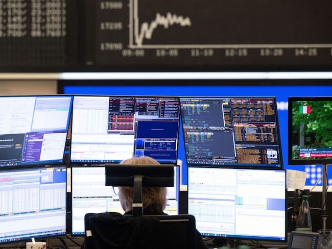 Bolsas de valores de Europa. I Foto: Boris Roessler/picture alliance via Getty Images.