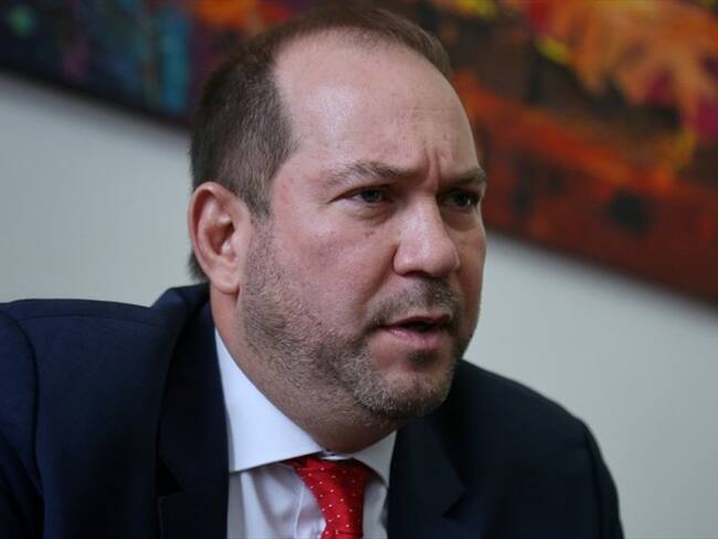 Vamos a tener que hacer un "pico y placa" de senadores en la Plenaria: Lidio García