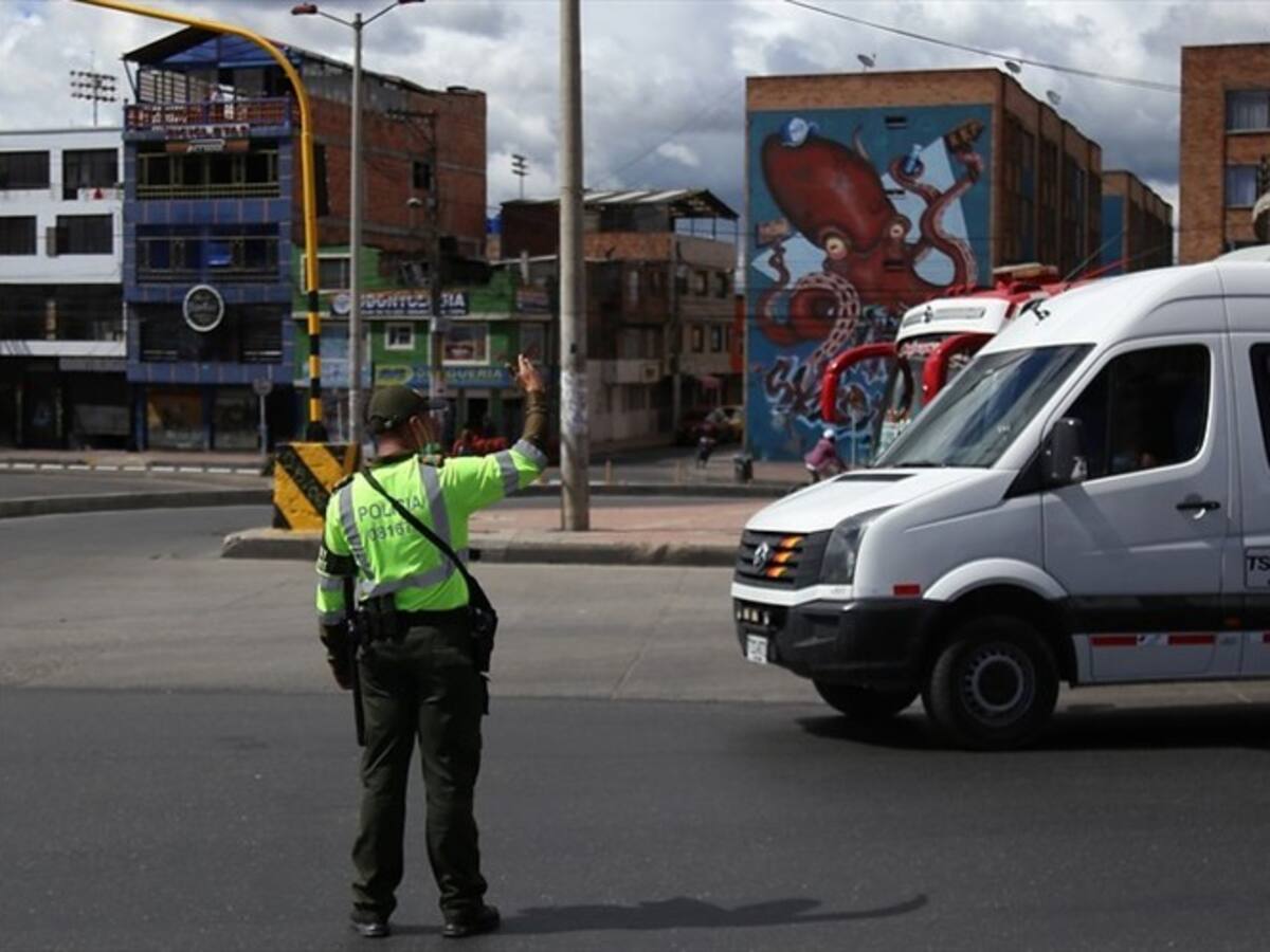 Más de 7 millones de carros circularon por Colombia en 2020 sin revisión técnico-mecánica