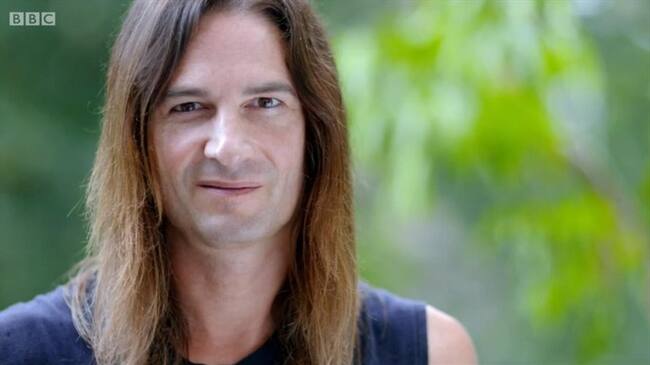 "Yo puedo sobrevivir al veneno de la serpiente más venenosa del mudo", dice Steve Ludwin. Foto: BBC Mundo
