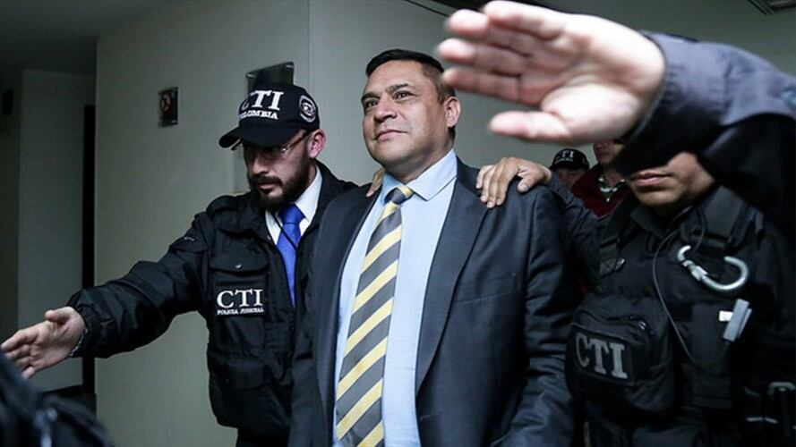 Juez confirma detención domiciliaria para general (r) Guatibonza. Foto: Colprensa