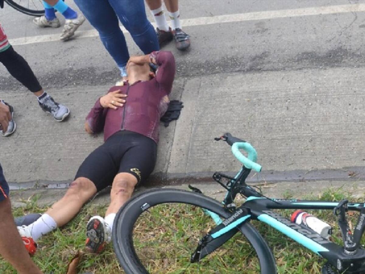 Ciclista y conductor del Porsche llegan a acuerdo verbal tras accidente