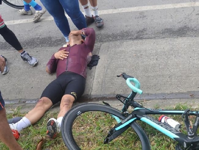 Ciclista arrollado . Foto:Jairo Cortés.