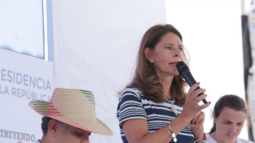 La Vicepresidenta Marta Lucía Ramírez aceptó que hizo críticas a los acuerdos, pero aseguró que eso está en el pasado. . Foto: Colprensa