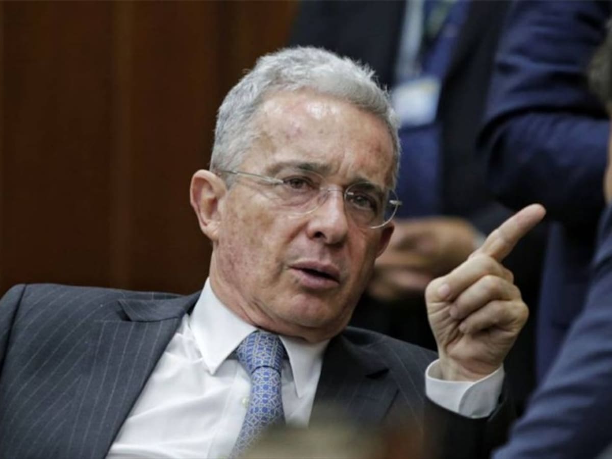 Corte Suprema no logra aún acuerdo sobre situación jurídica del senador Uribe