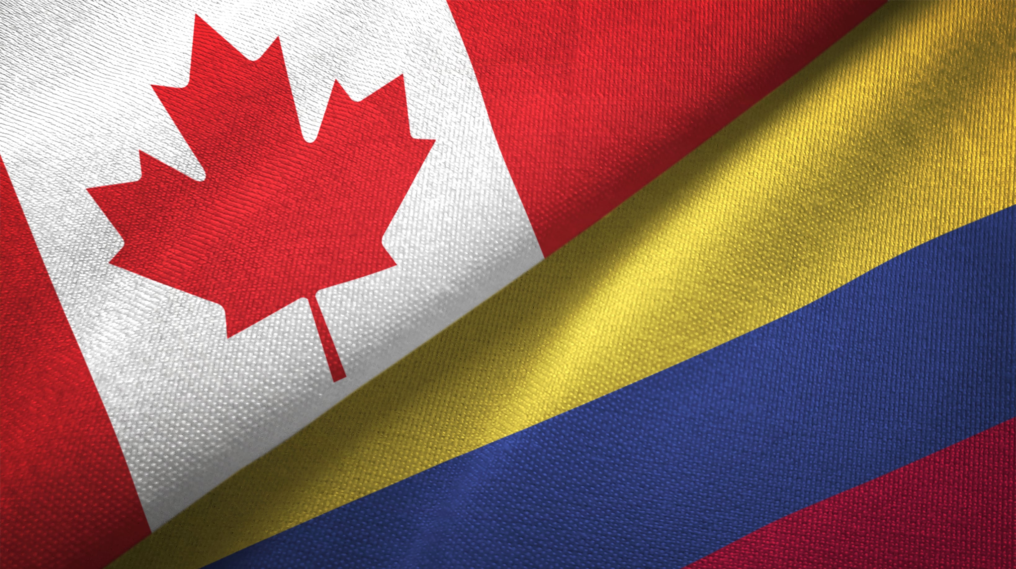 Banderas de Canadá y Colombia / Foto: Getty Images