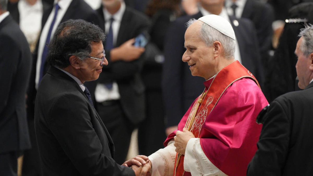 Video: así fue el primer encuentro entre el presidente Gustavo Petro y el papa León XIV