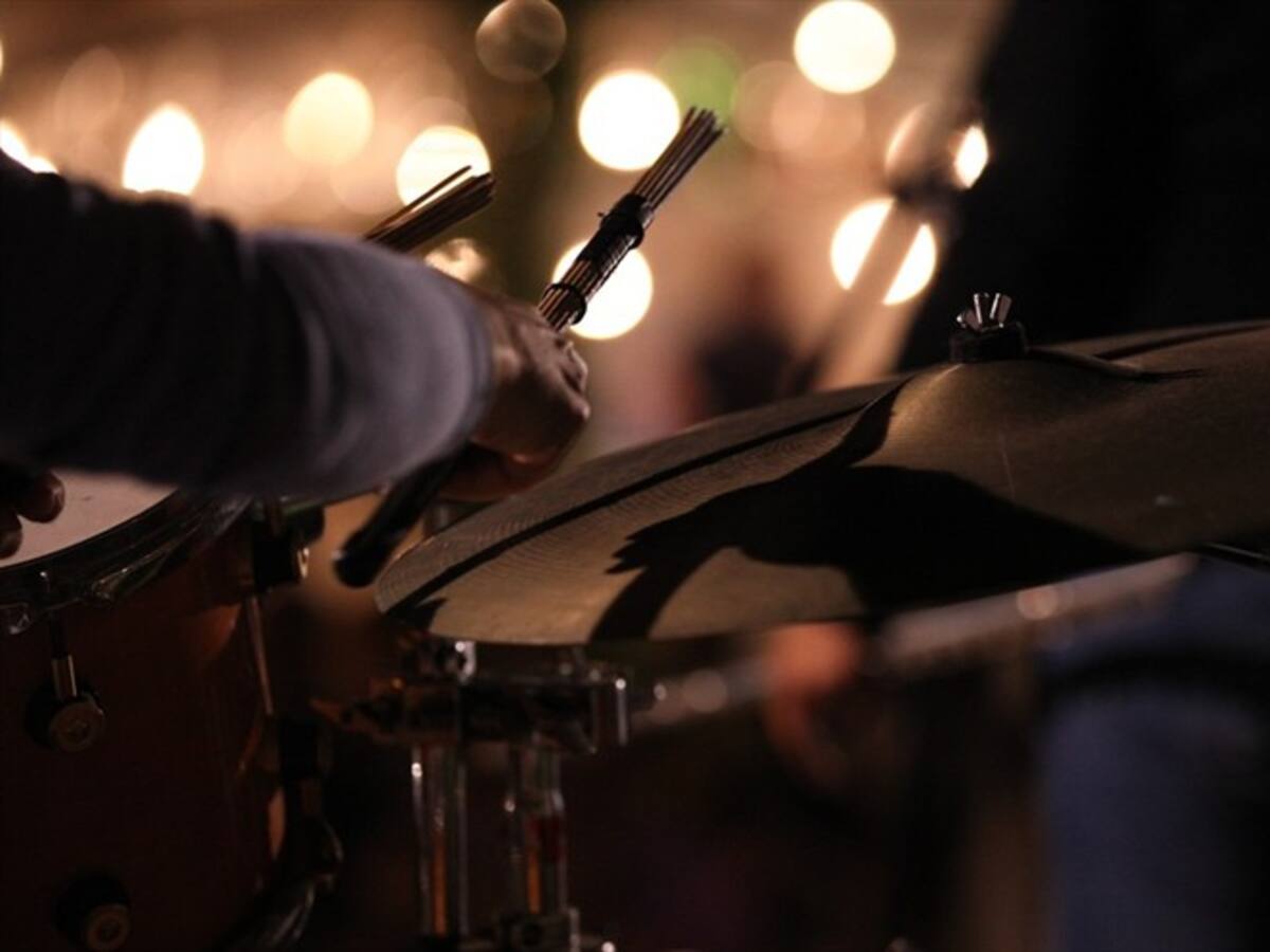 Soluciones W: homenaje al maestro Plinio Córdoba, un tributo a su legado y solidaridad