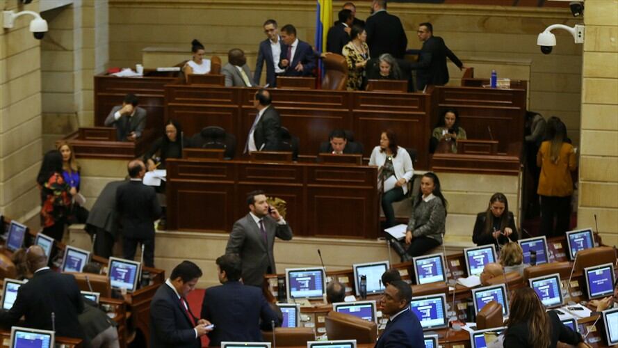 En el Congreso de nuevo cursan algunos proyectos de Ley en los uqe están consignadas las propuestas que se hundieron con la no aprobación por umbral de la consulta.. Foto: Colprensa