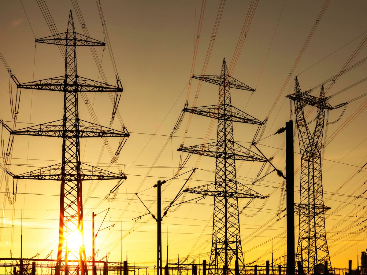 Alcaldía de Bogotá advirtió que en 2026 la ciudad podría tener racionamiento de energía