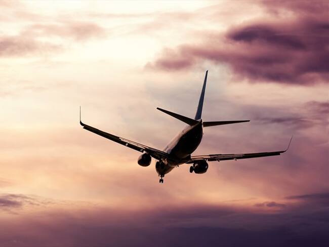 Según información de la entidad migratoria, el ciudadano viajó en la aerolínea United Airlines con alrededor de 150 pasajeros.. Foto: Getty Images