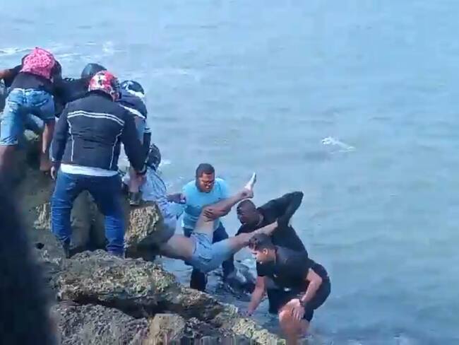 En Cartagena, turista estadounidense se lanzó al mar bajo, al parecer, efectos de la droga