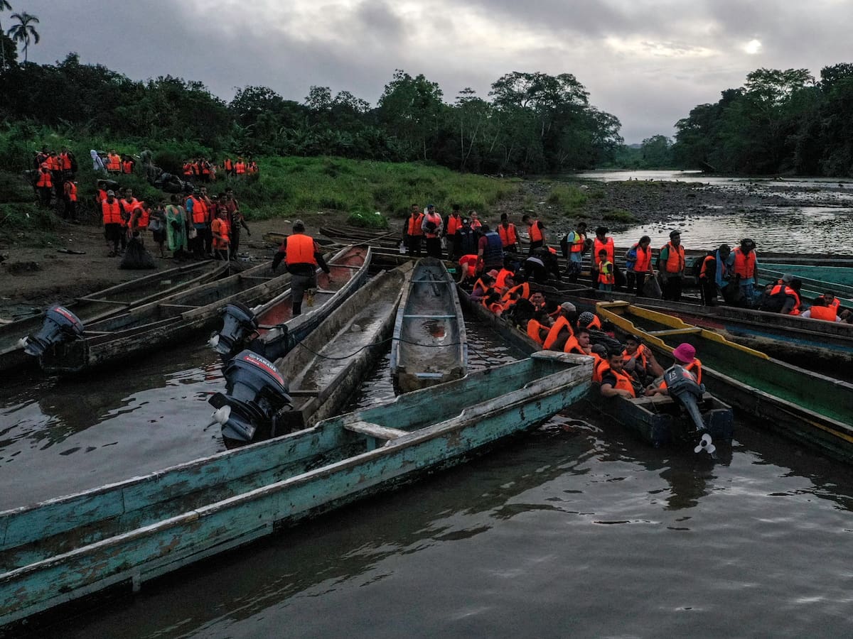 Panamá estima que en 2024 bajará un 38% el paso de migrantes por el Darién, hasta 320.000
