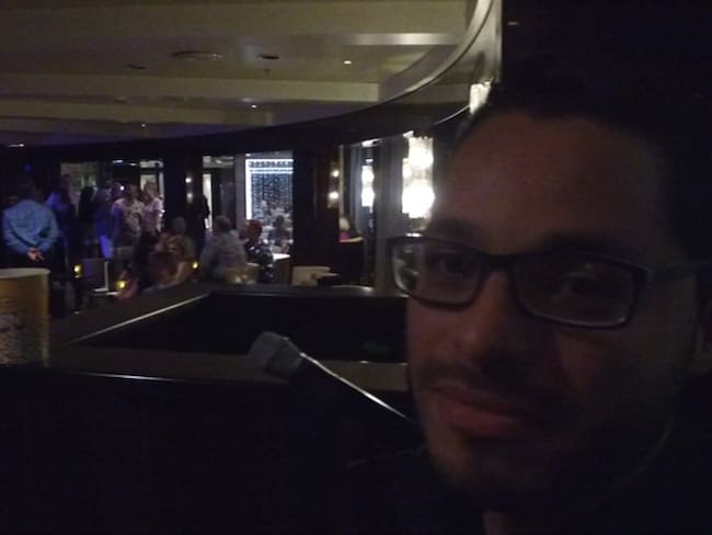 Un colombiano a bordo del Regent Seven Seas Cruises. Foto: Carlos Espinosa