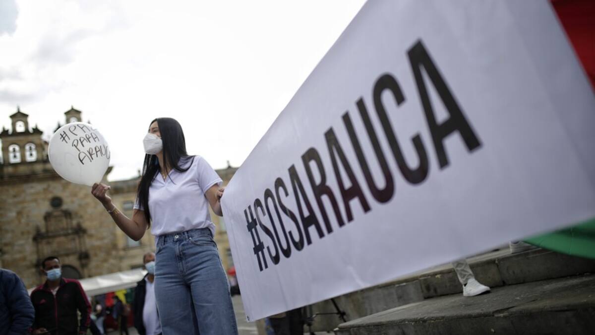 Crisis en Arauca: el levantamiento de los cuerpos es realizado por los mismos familiares