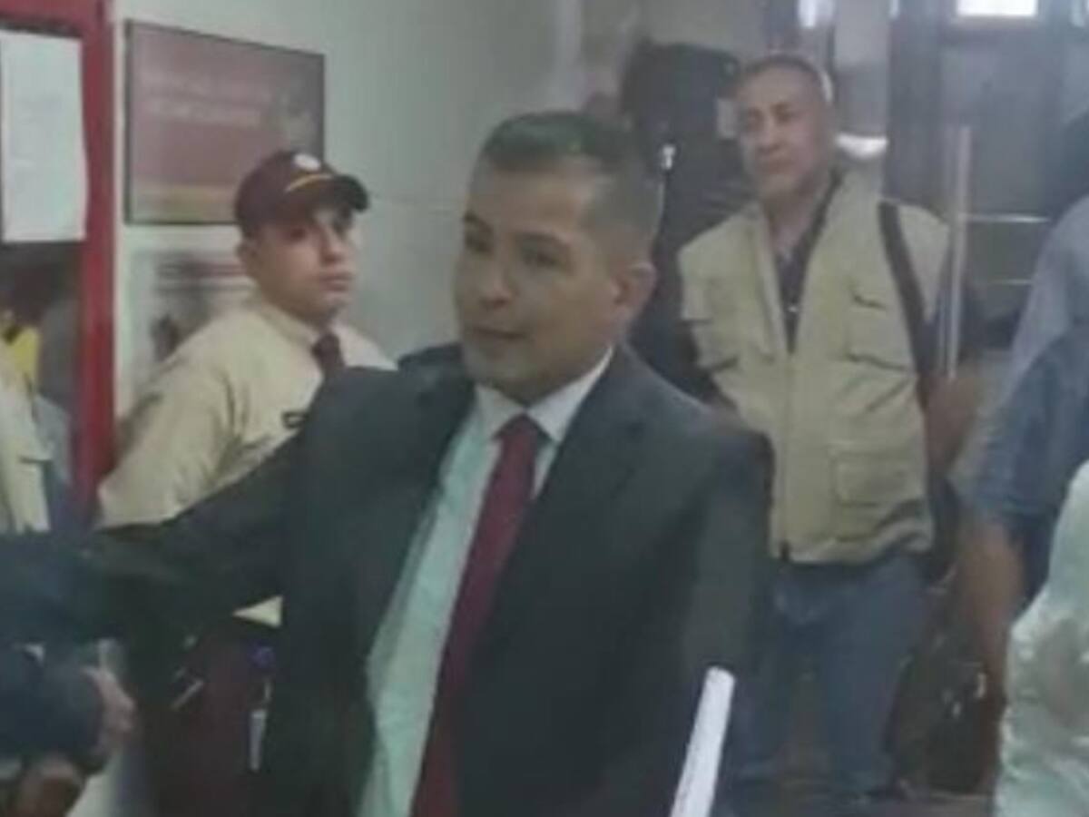 Sindicato se toma la gerencia general de Emcali impidiendo el paso de funcionarios