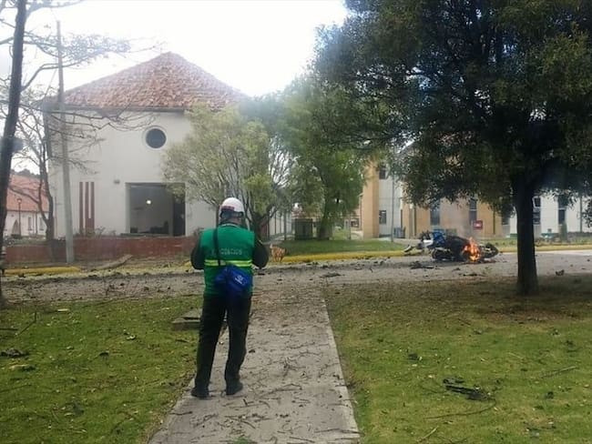 Cifra de muertos en atentado contra Escuela General Santander se elevó a 21. Foto: Colprensa