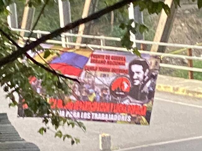 ELN vuelve a instalar pancartas en vías de Norte de Santander. Foto: Cortesía.