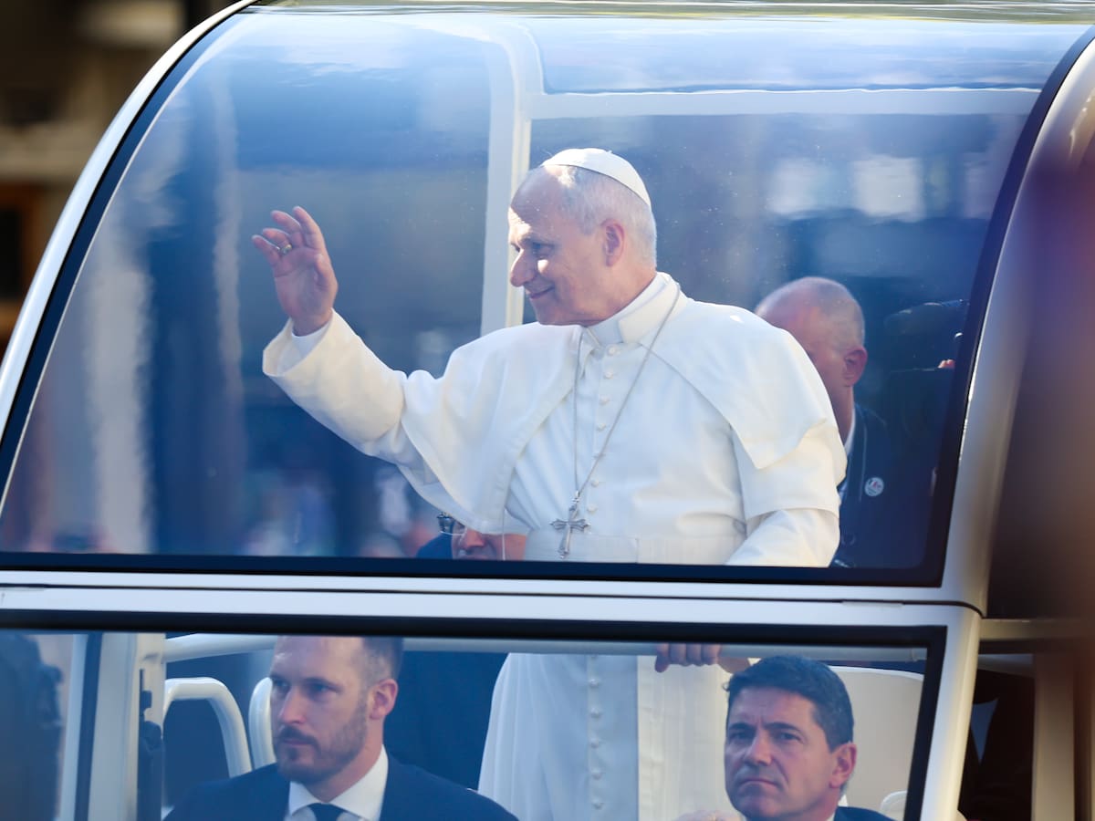 El papa León XIV expresa a víctimas de abusos francesas su compromiso “para que jamás se repita”