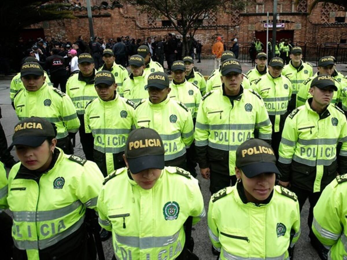 Mindefensa anuncia la llegada de 1.500 policías a Bogotá