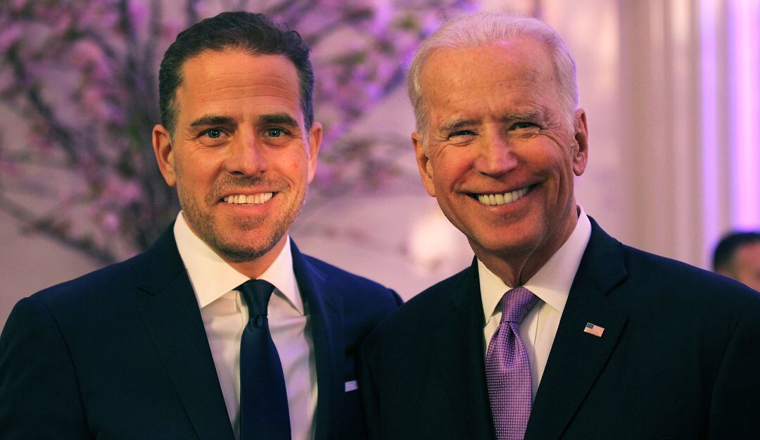 Presidente de Estados Unidos Joe Biden y su hijo Hunter Biden. Foto: Getty Images.