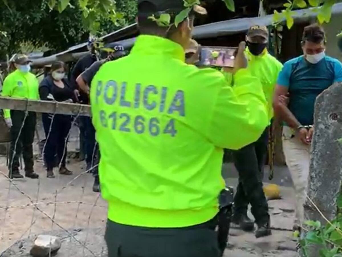 Líder y su familia fueron asesinados por denunciar acciones ilegales en Cauca: Policía