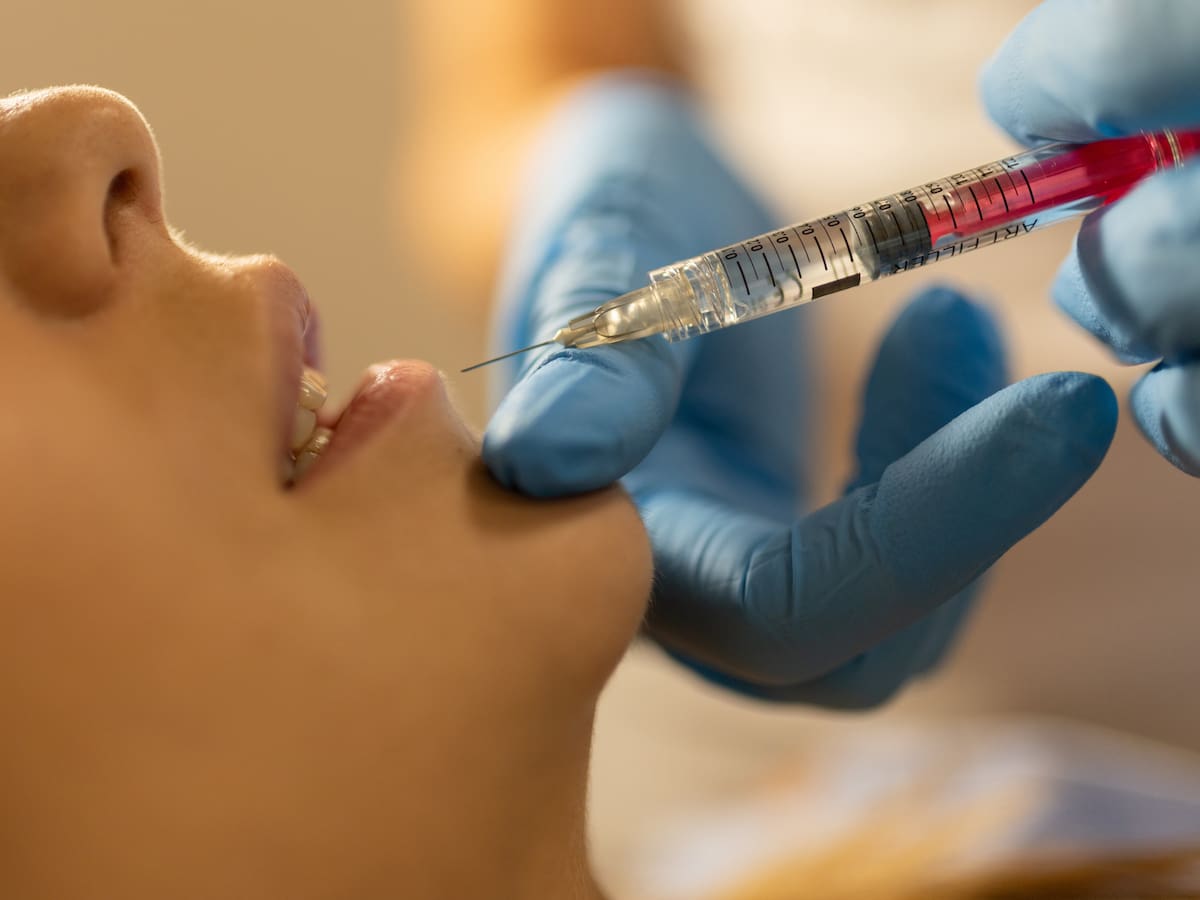 ¿Cómo mejorar la autoestima y cuál es el papel de los procedimientos estéticos?