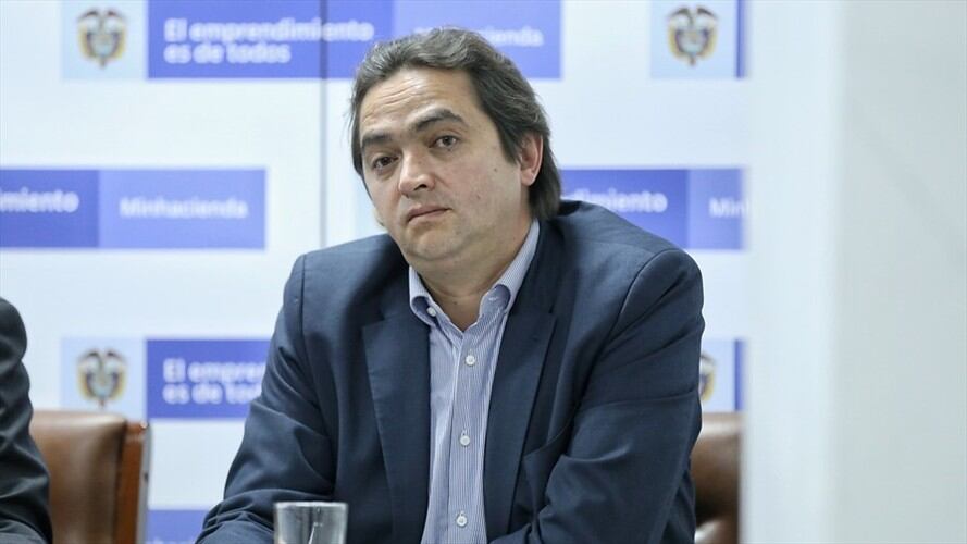 En la Casa de Nariño están mirando opciones porque quieren que Londoño se quede en el Gobierno.. Foto: Colprensa - Camila Díaz