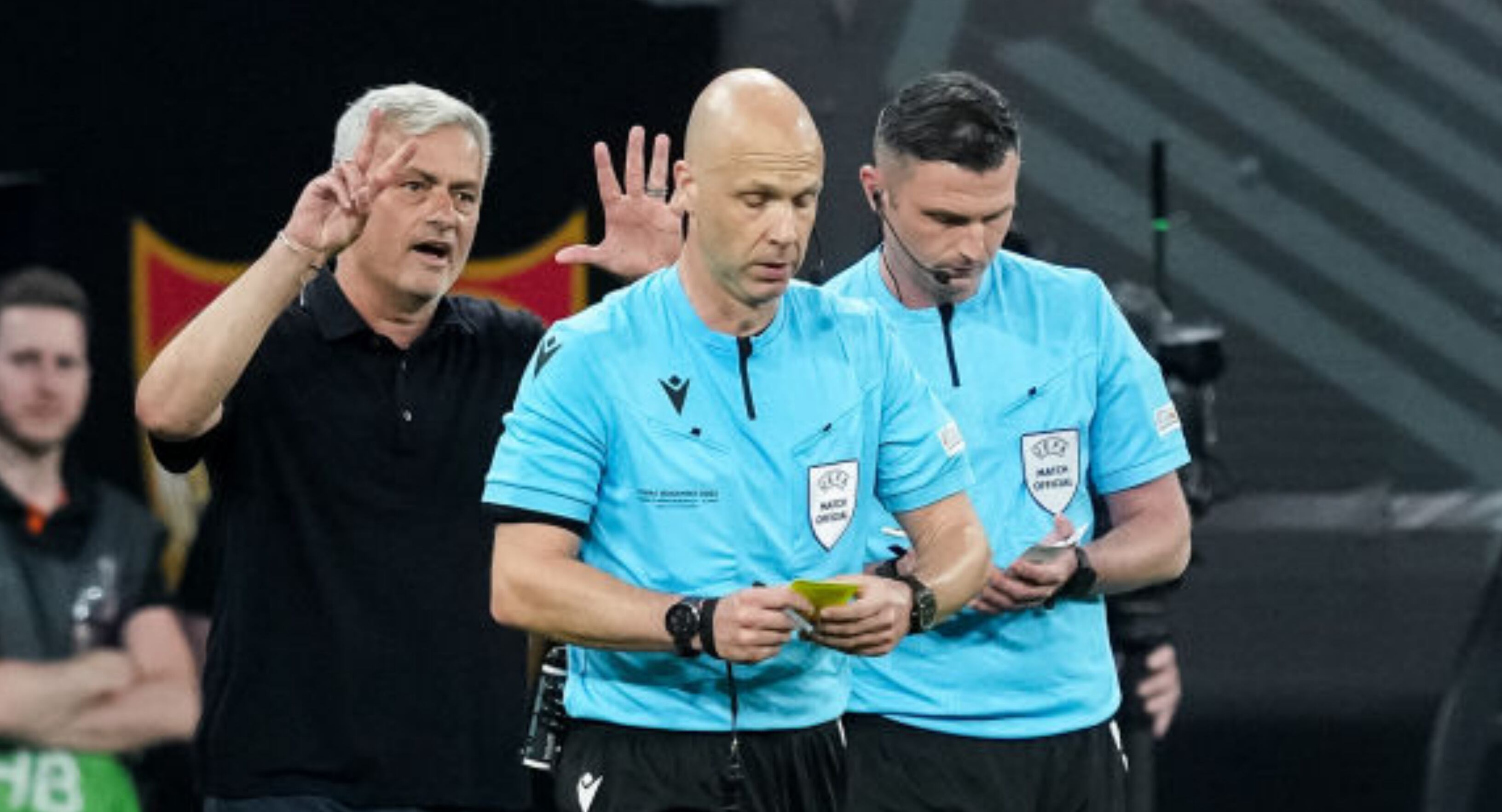 UEFA abre proceso disciplinario contra Mourinho por insultos al árbitro Anthony Taylor Foto: Giuseppe Maffia/NurPhoto via Getty Images