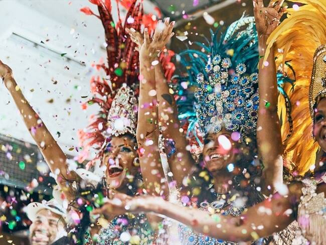 El alcalde de Río de Janeiro, Eduardo Paes, propuso la celebración de un ‘mini carnaval’ anticipado en la Isla de Paquetá, que queda a una hora en barco del centro de Río. Foto: Getty Images