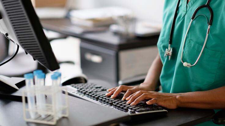 Debate: Quién tiene la culpa de la crisis en el sistema de salud, ¿Gobierno o EPS?