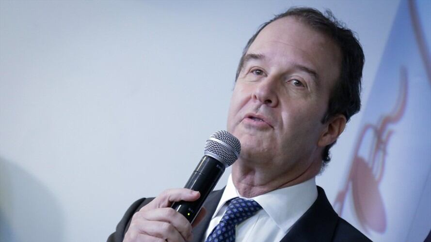 Andrés Escobar explicó que los TPE son un instrumento creado para complementar la financiación en dólares aprobada por tres entidades multilaterales. Foto: Colprensa