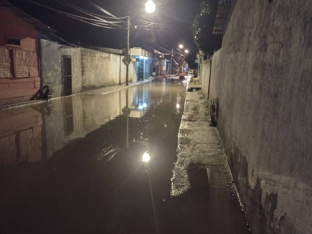 Fuertes lluvias ocasionaron el desbordamiento del río Sevilla en Zona Bananera, Magdalena