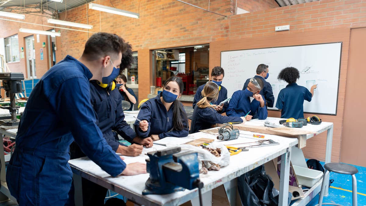 Sena ofrece más de 80.000 cupos para estudios técnicos y tecnólogos: pasos para aplicar