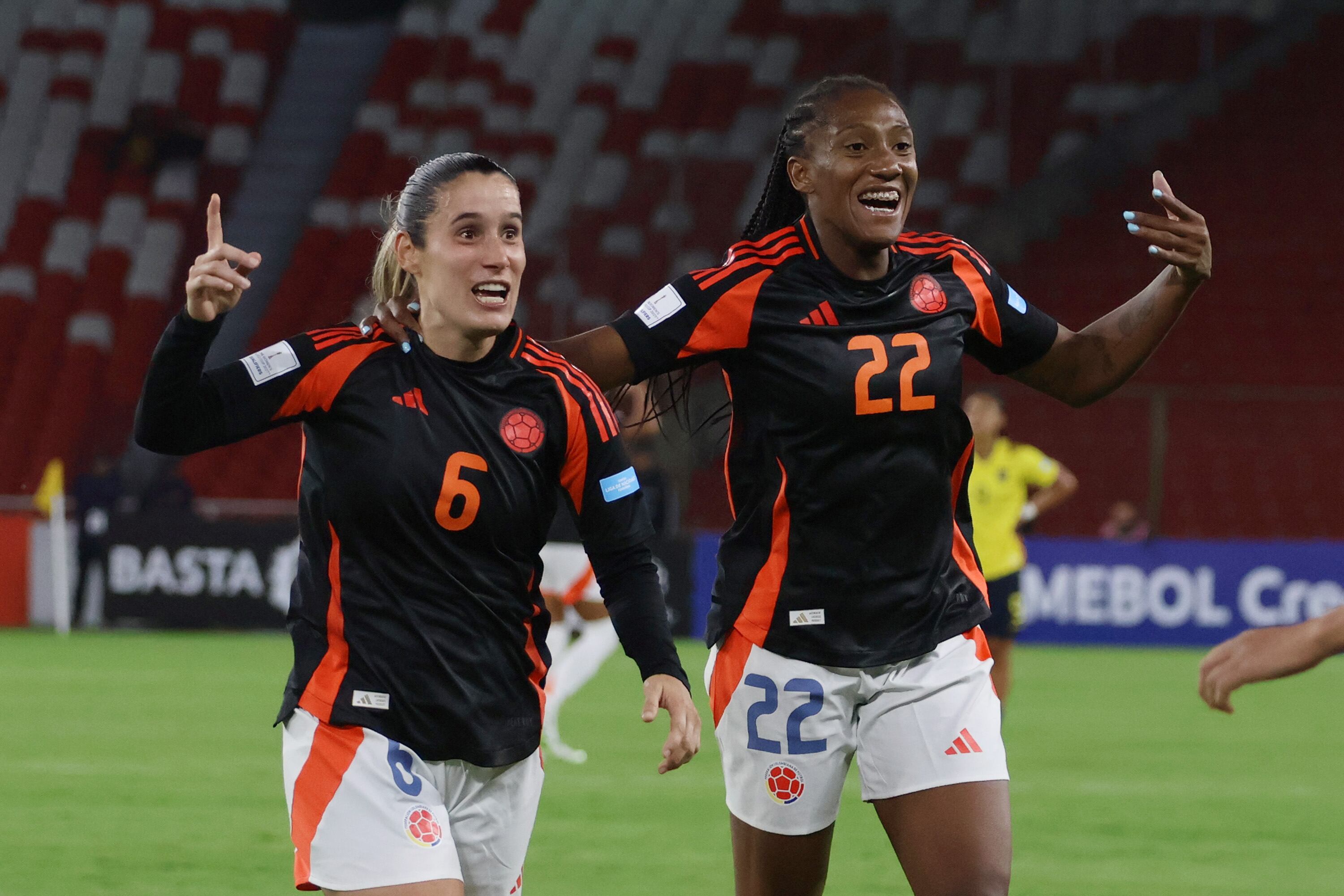 Daniela Montoya celebra su gol ante Ecuador por la Liga de Naciones Conmebol. FOTO: Santiago Quichimbo/Getty Images