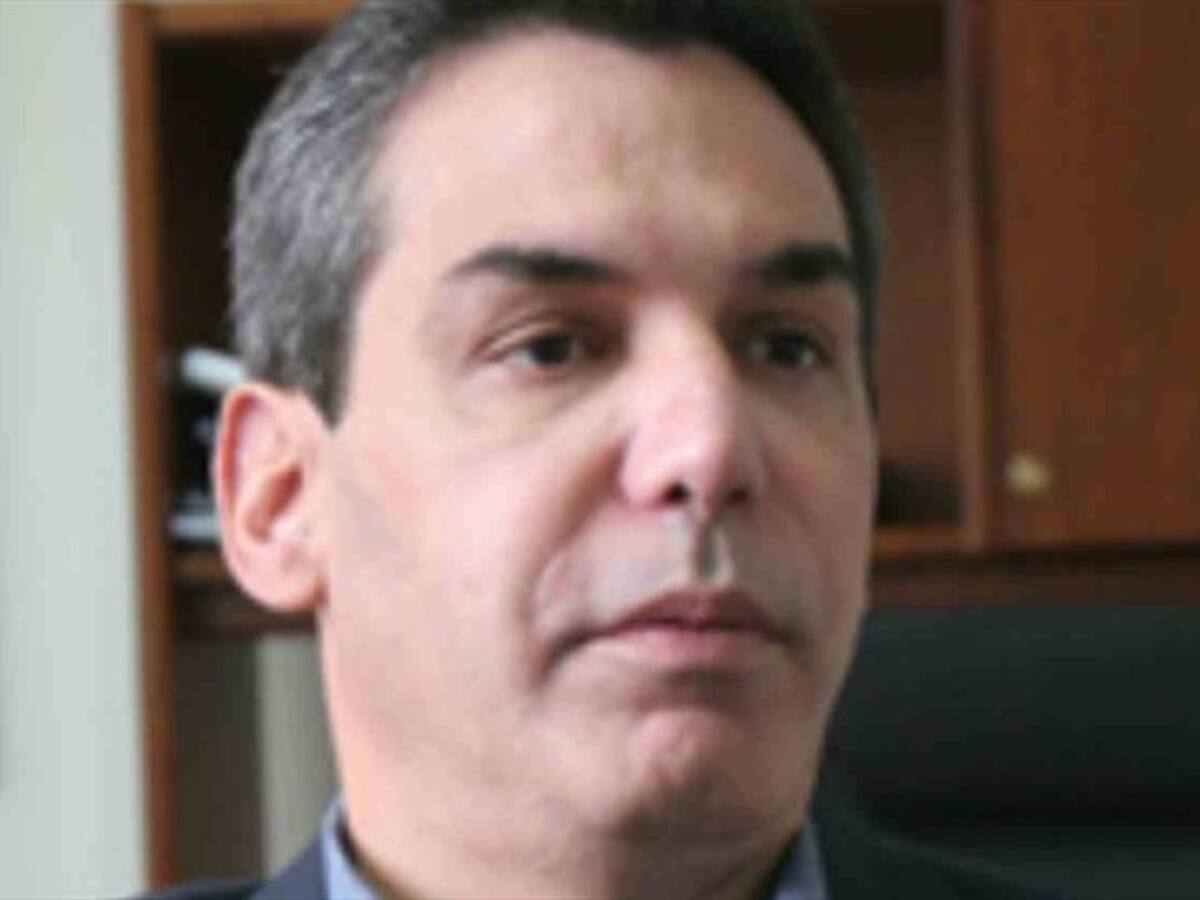 Ordenan millonaria indemnización para excongresista Luis Carlos Ordosgoitia