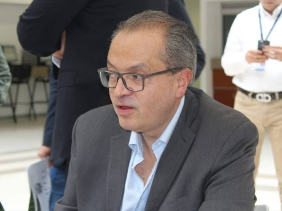 Corporaciones Autónomas son una plataforma para la política más baja: procurador