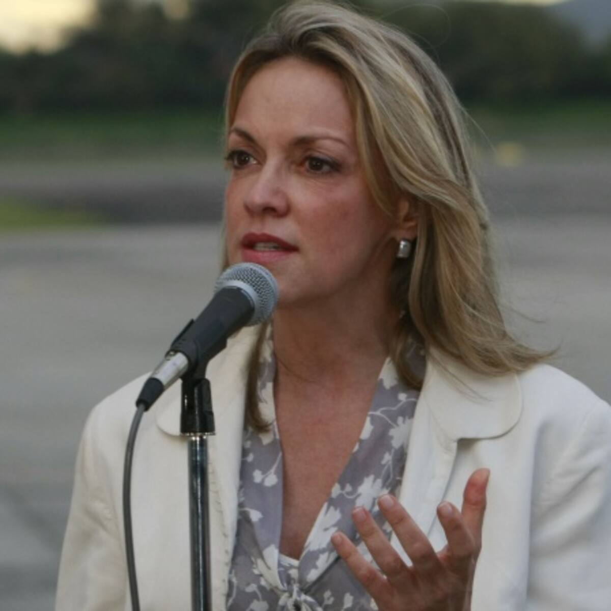 No creo que relaciones diplomáticas entre Colombia y EE.UU. se rompan: excanciller María Emma Mejía