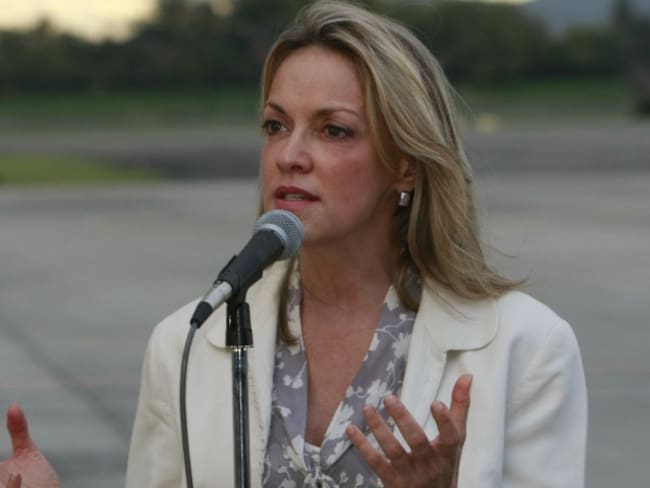 No creo que relaciones diplomáticas entre Colombia y EE.UU. se rompan: excanciller María Emma Mejía